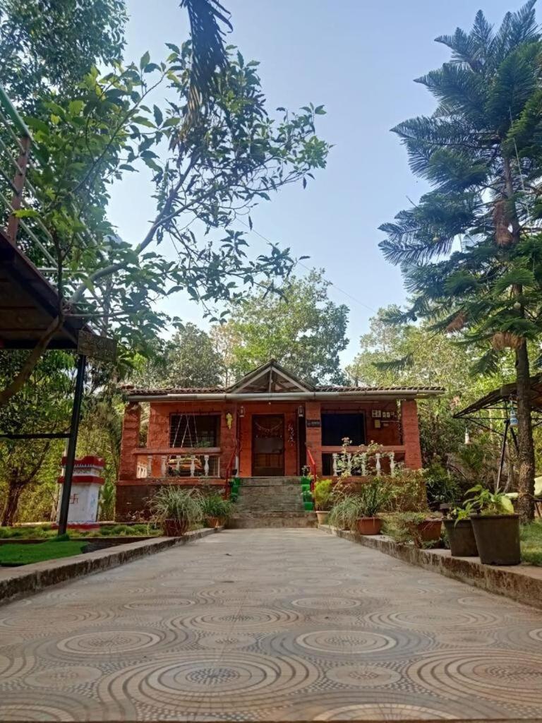 Sukant Homestay, Palu, Murbād Exterior photo